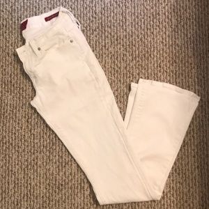 White bootcut Jeans